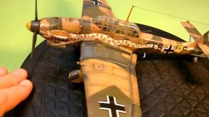 Ju87-B2/trop Обзор готовой модели (Italeri 1/48)