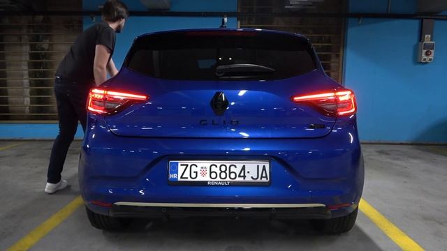 RENAULT CLIO 2023 - LED lights, indicators, FOG lights & ambient lights смотреть онлайн