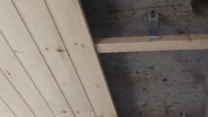 Отделка балкона вагонкой