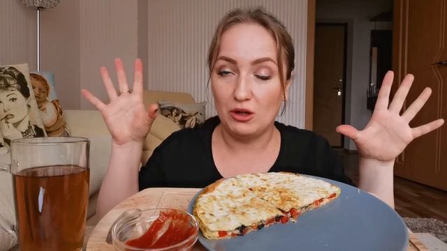 РОМАН С АЛЕКСАНДРОМ ПЕТРОВЫМ ? / МУКБАНГ / ПИРОГ ИЗ ЛАВАША ? / MUKBANG / PITA BREAD PIE / not ASMR смотреть онлайн