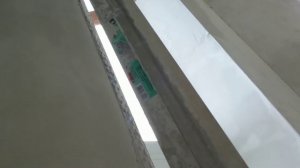 Установка перфорированного уголка.