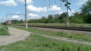 Электровоз ВЛ80Т-2023 с вагонами-хопперами