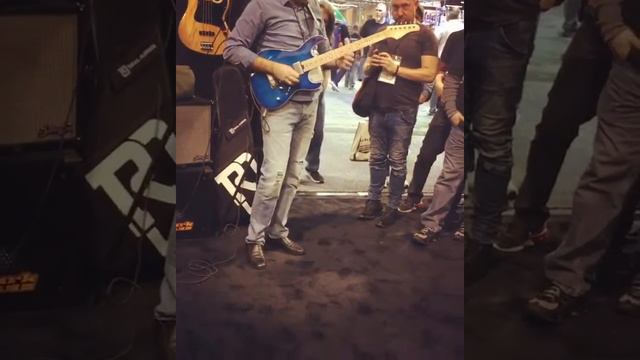 Jeff Berlin trio Cort Guitar NAMM 2019 Peppe Merolla (Drums) Alessio Menconi (Guitar) смотреть онлайн