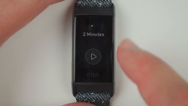 How to Use Fitbit Charge 4 (Beginner's Guide) смотреть онлайн
