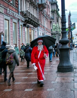 "КРОШКА"... (П. Булахов, А. Фет) - (Фото Владимира Иванова (СПб) - Поёт Иван Скобцов)