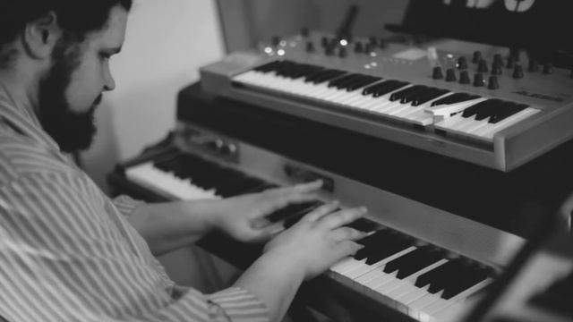 Fat Giraffe - Tutu смотреть онлайн