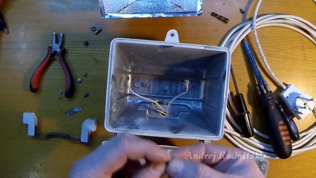 Ремонт галогенового прожектора смотреть онлайн