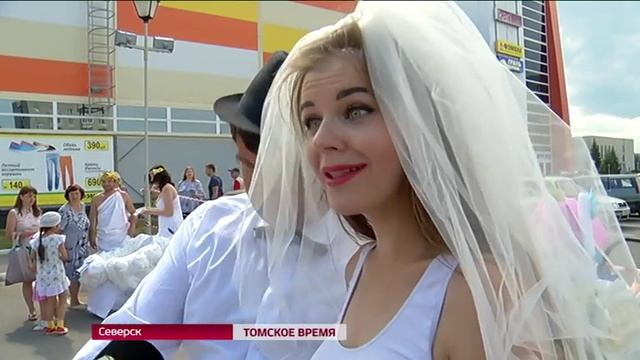 В Северске прошел парад колясок