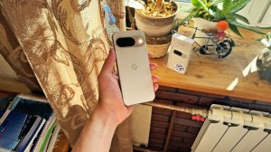 Распаковка Google Pixel 9 и тест Gemini AI на русском!