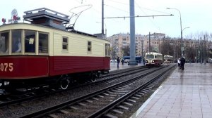 ПРОХОД КОЛОННЫ РЕТРО ТРАМВАЕВ (123 года Московскому трамваю)