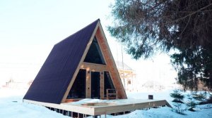 Обзор каркасного дома в стиле шалаш (A-Frame)