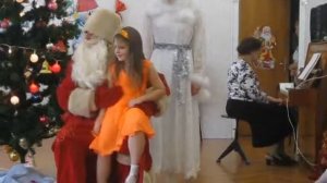 Новогодний утренник Иры - 2010