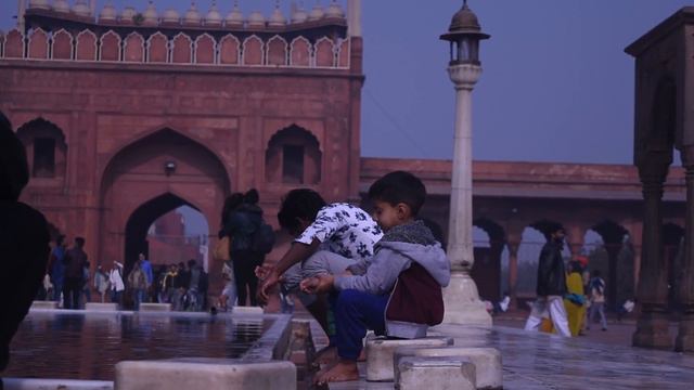 Jama masjid Delhi 6 смотреть онлайн