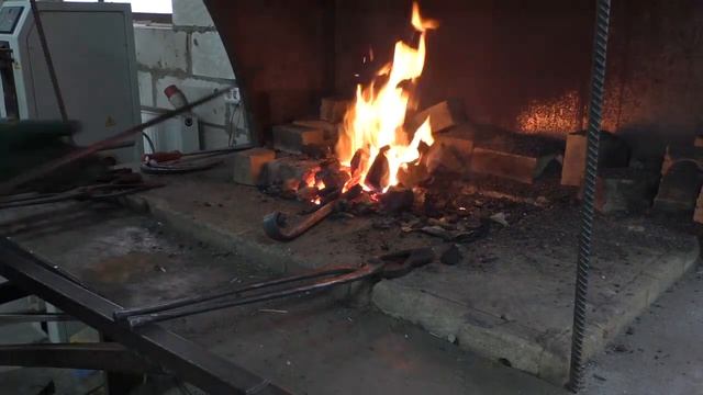 кованные подхваты для штор