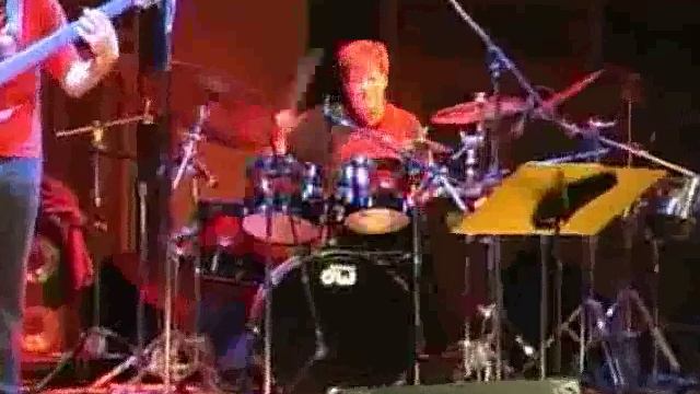 Janek Gwizdala Project - Untied смотреть онлайн