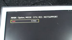 samsung ue22h5610ak висит на заставке