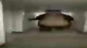 медведь бежит за человеком но это doors