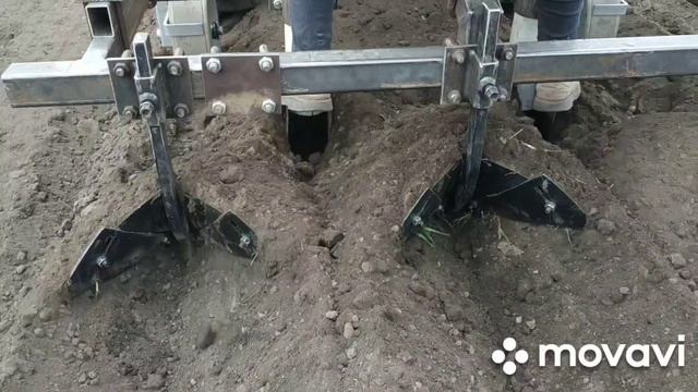 Японский мини трактор Kubota GL220 + самодельная сажалка картошки. Посадка картошки. Испытания. смотреть онлайн