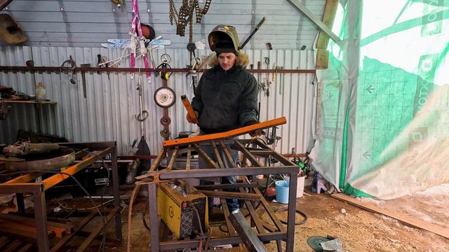 Мангал и ГАЗОВОГО баллона НЕ стоит оно ТОГО мастер сварка шашлык халява