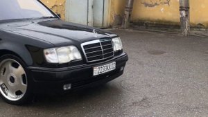 Mercedes Benz w124e500 of Tajikistan ?? #mercedes #tajikistan #w124amg #обзор #khujand #e500