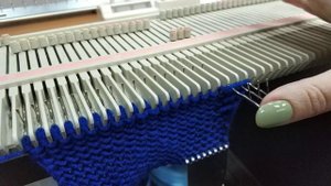 полый шнур по краю на любой вязальной машине