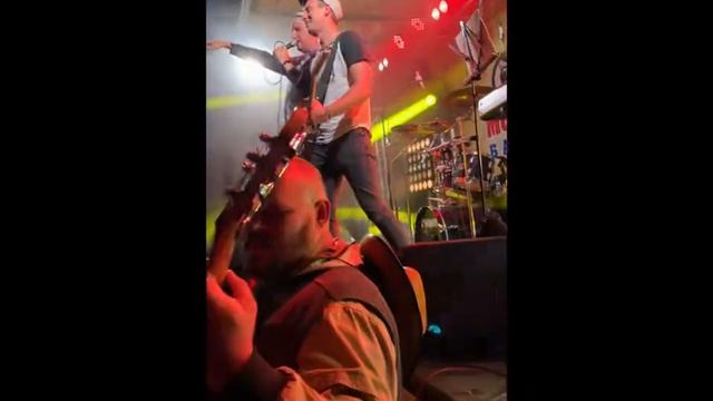 ВИА ГАДЫ Отжигаем у байкеров!!! В лучших традициях Ямайки! Или регги для всех!!! "В позе лотоса" смотреть онлайн