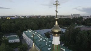 Новодевичий монастырь в Санкт-Петербурге 25 июля 2019 года.