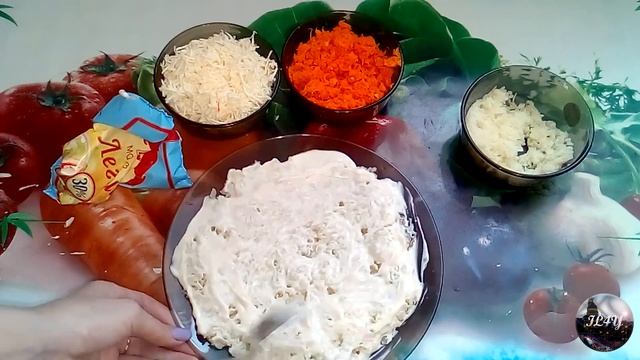 Салат с копченой рыбой -  Белая Шуба. Простой пошаговый рецепт.