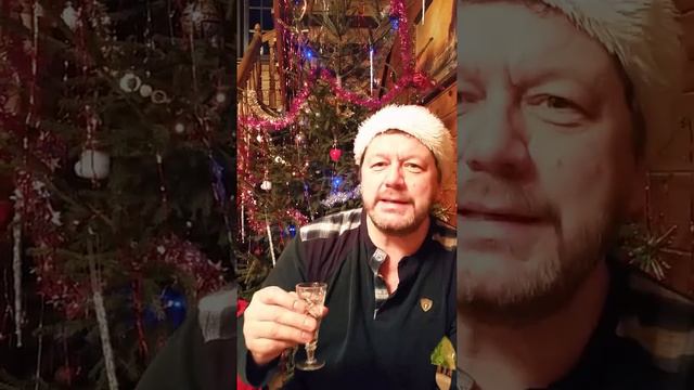 Новогодня... Я На свете есть друзья и есть враги...