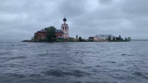 Спасо-Каменный монастырь, остров Каменный, озеро Кубенское, Вологодская область