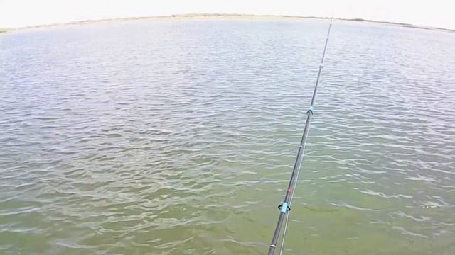 Good trout bite using Gulp and popping cork. Laguna Madre Corpus Christi, TX смотреть онлайн