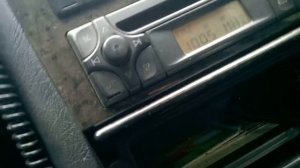 Мерседес 210 на грунтовке и разгон до 100