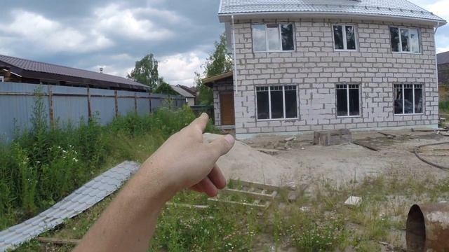 ПРОКЛАДКА ТРУБЫ к КОЛОДЦУ с центральным водопроводом к дому / КАК СДЕЛАТЬ ЛИВНЕВКУ / НОВЕЙШИЙ СПОСО смотреть онлайн