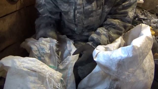 Заработок на радиодеталях. Избавляемся от хлама! смотреть онлайн