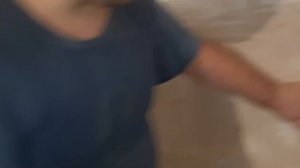 я объясняю почему не нужно спешить с поклейкой обоев после штукатурки и шпатлёвки