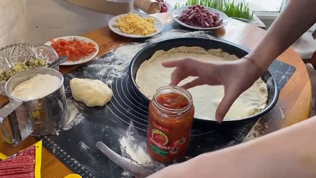 Кирпичи в деревянной пристройке. Снова за старое каменное дело смотреть онлайн