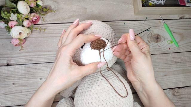 Вяжем ушки и носик. Мишка Филя. Часть 3. смотреть онлайн