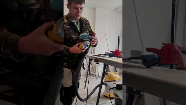 заусовка плитки под 45° без пыли с помощью дастера .. #крупноформатныйкерамогранит