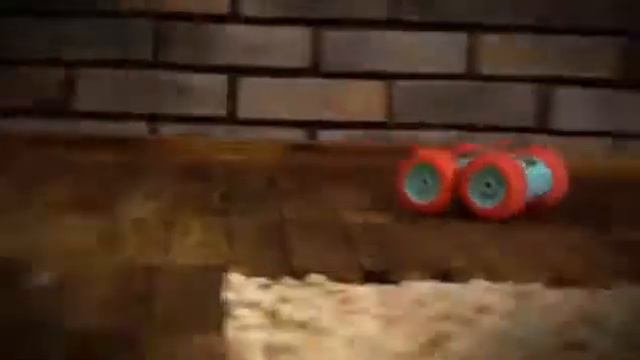 Машинка амфибия, вездеход, трюковая, перевертышь, ездит по воде! смотреть онлайн