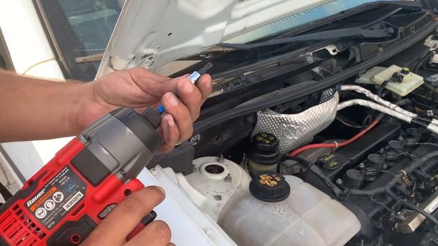 How to replace air & cabin filter for a Ford Transit ! With a unexpected surprise twist!? смотреть онлайн