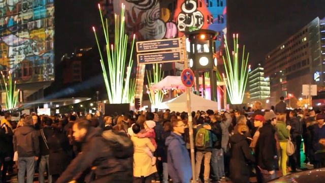 БЕРЛИН ФЕСТИВАЛЬ СВЕТА POTSDAMER PLATZ BERLIN