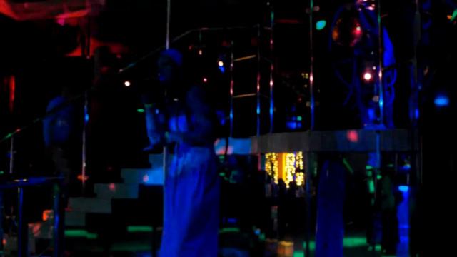 Give Me a Sing - Diva Plavalaguna sings смотреть онлайн