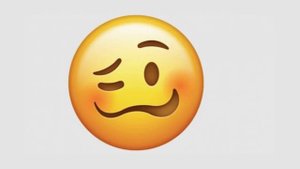 Смайлик на iPhone попал в СКАНДАЛ!