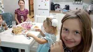 Немного поздравили друг друга))  Входим в Новый 2024 год! Всем мира и добра!