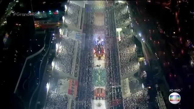 Карнавал из Самбодрома в Казань Арену от ААМ смотреть онлайн