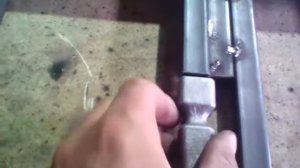 Как правильно приварить пики на заборе? Вопрос для опытных сварщиков.