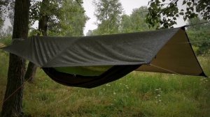 Отдых под дождем. Гамак с тентом. Другое тур снаряжение.