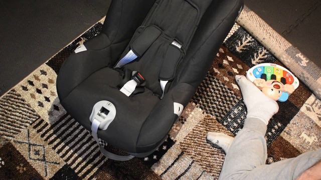 Britax Römer FIRST CLASS PLUS Group 0+/1 (Birth-18kg) Car Seat - Cosmos Black