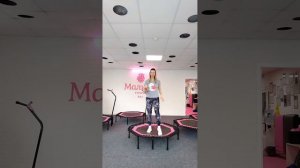 Как правильно выполнять упражнения на батуте