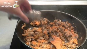 Кролик тушеный в сметане с грибами рецепт